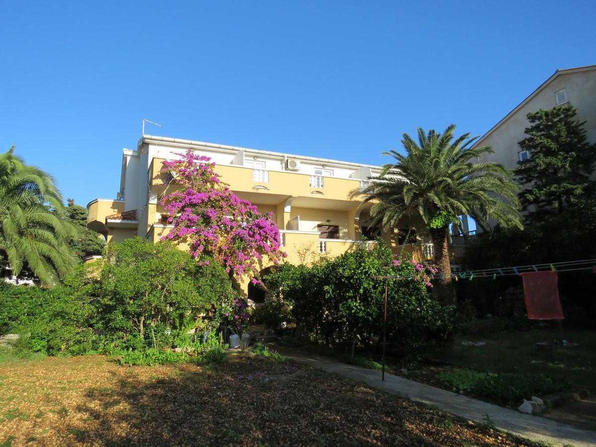 Apartments Palma Novalja Exteriér fotografie