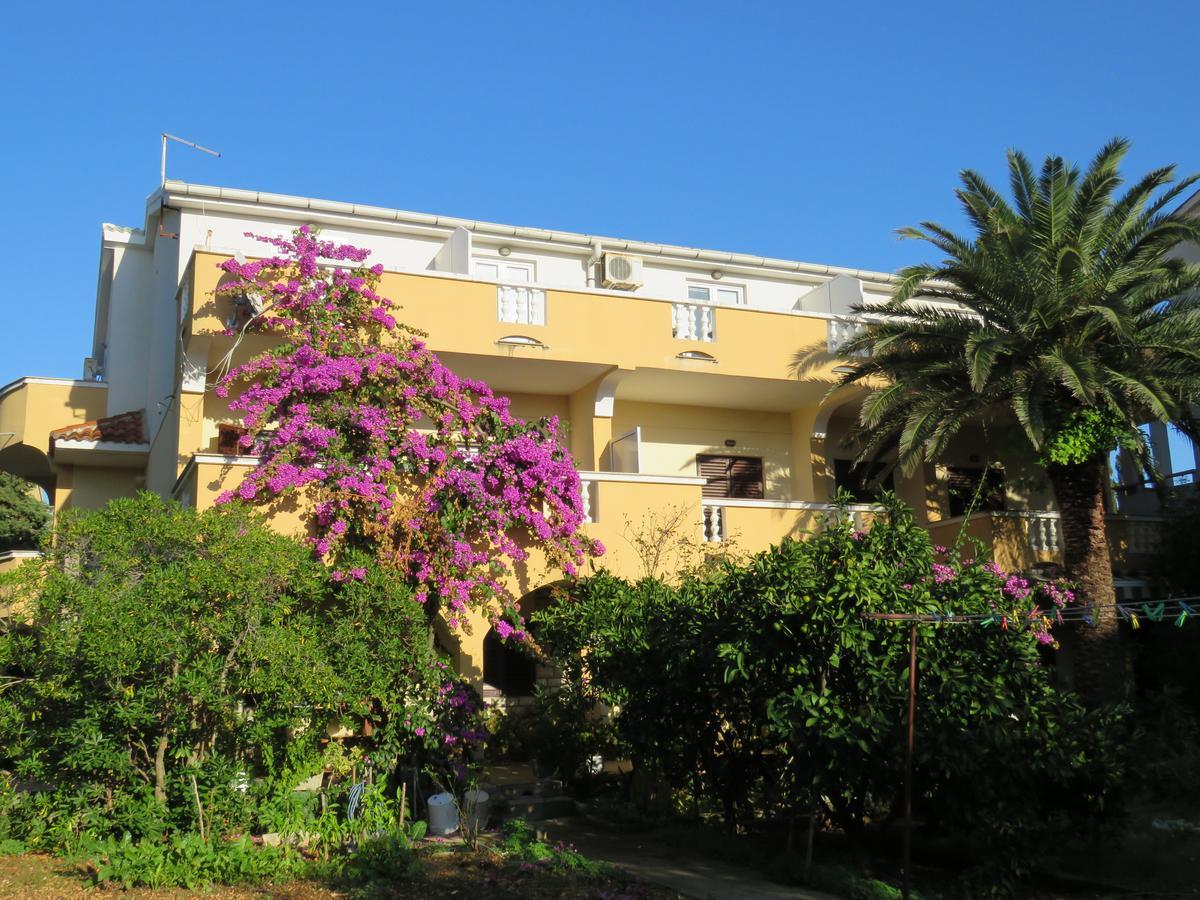 Apartments Palma Novalja Exteriér fotografie