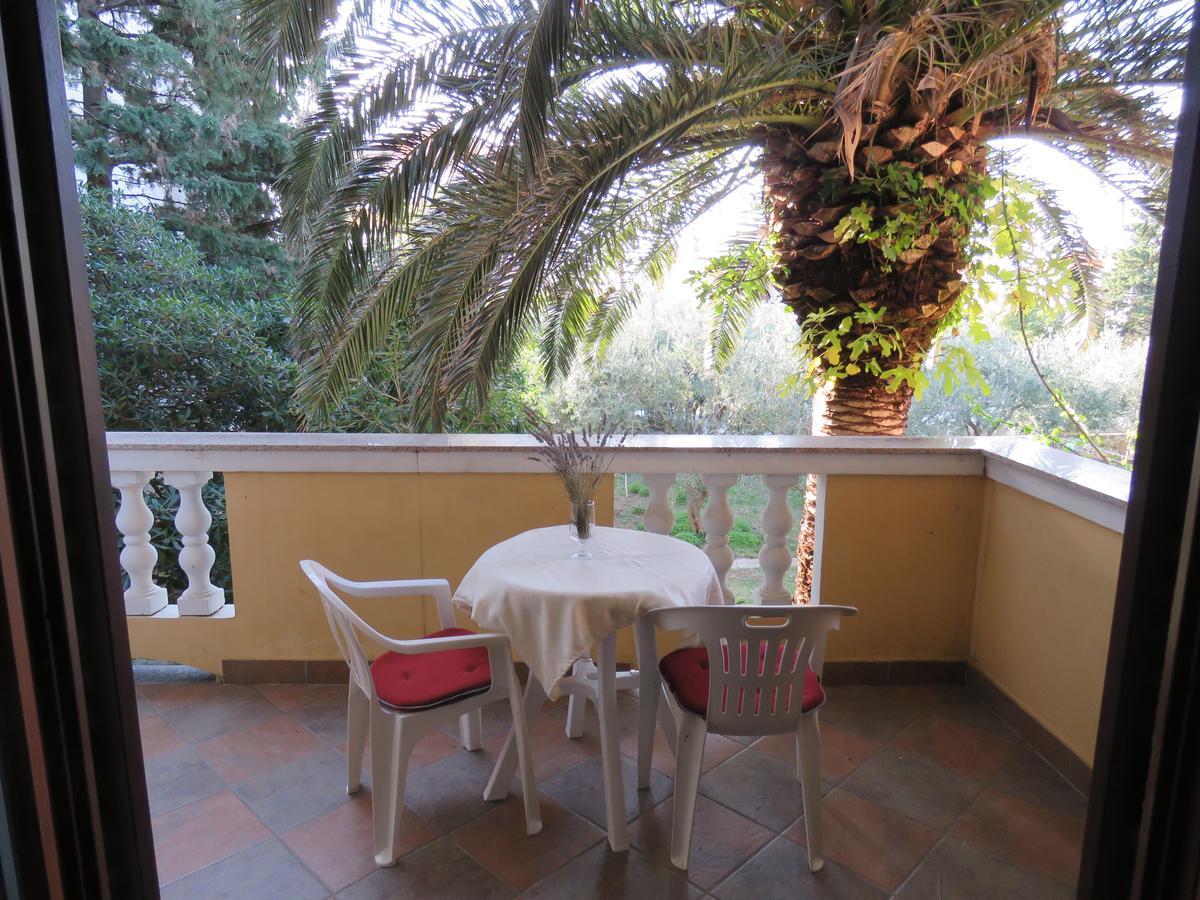 Apartments Palma Novalja Pokoj fotografie