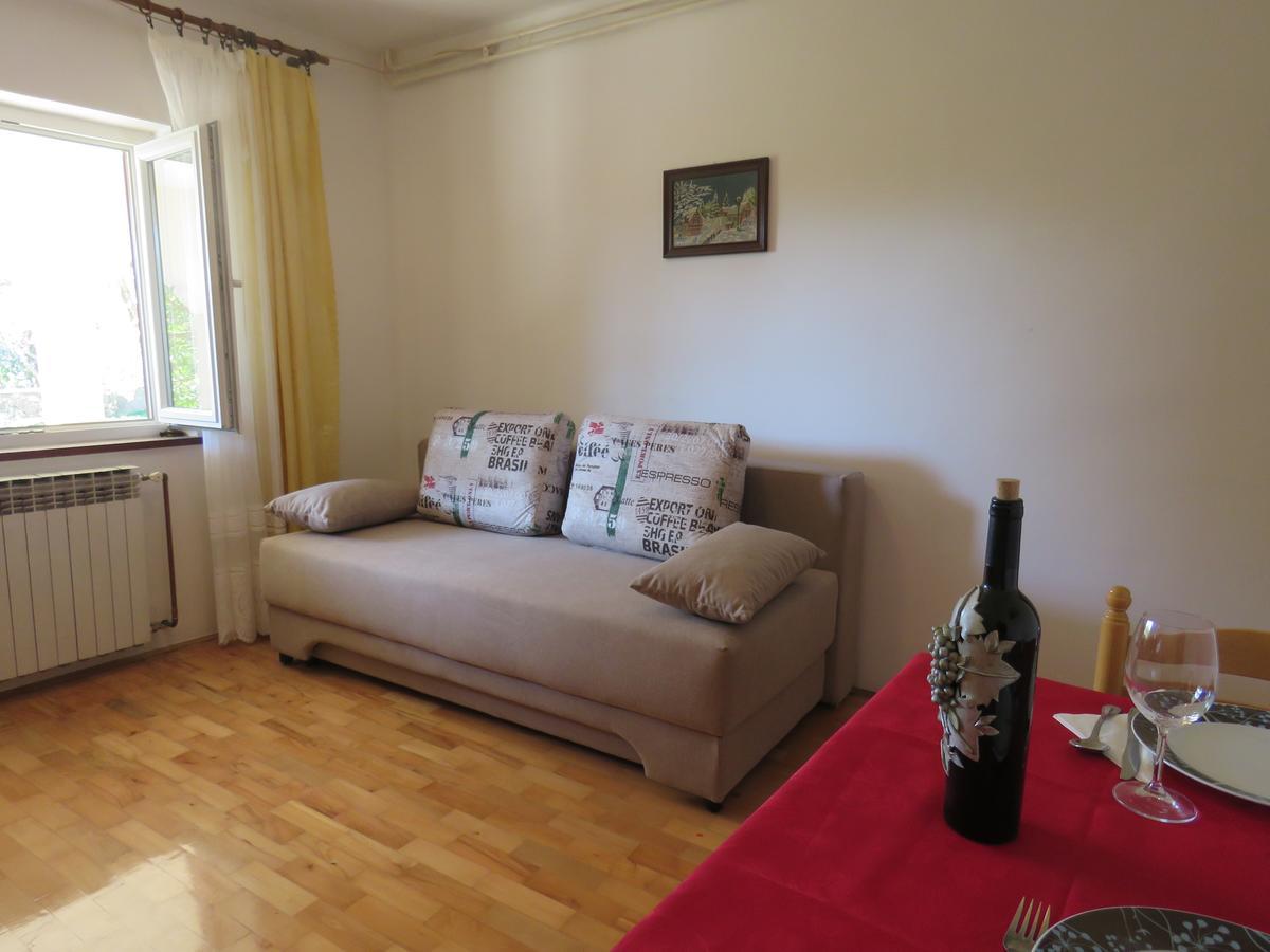 Apartments Palma Novalja Pokoj fotografie